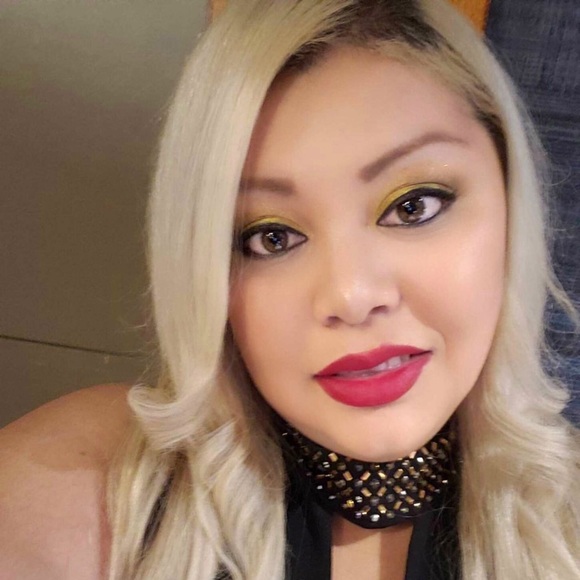 Meet your Posher, Nancy - Picture 1 of 1